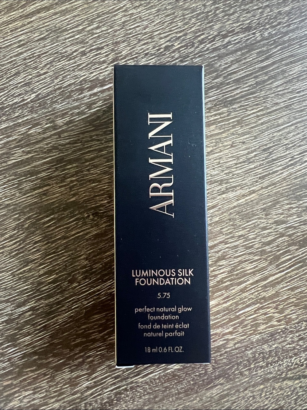Giorgio Armani Luminous Silk Foundation - 5.75